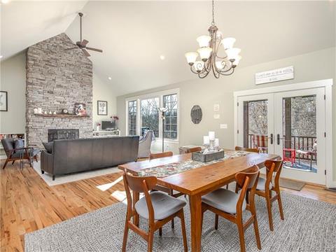744 Dotsi Dr, Brevard, NC 28712 photo 10