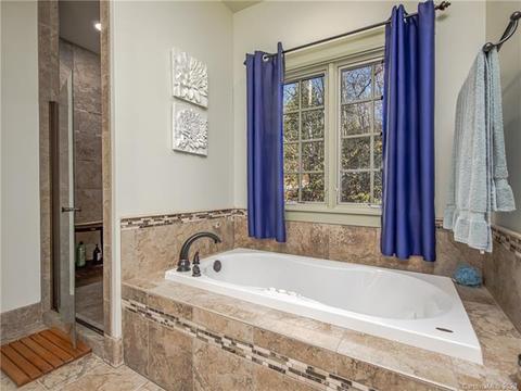744 Dotsi Dr, Brevard, NC 28712 photo 17