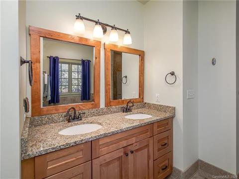 744 Dotsi Dr, Brevard, NC 28712 photo 16