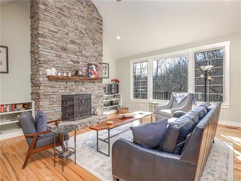744 Dotsi Dr, Brevard, NC 28712 photo 7
