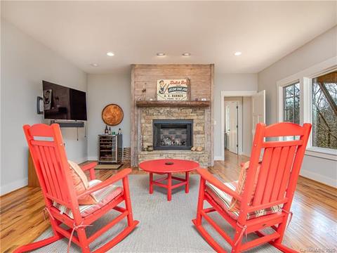744 Dotsi Dr, Brevard, NC 28712 photo 23