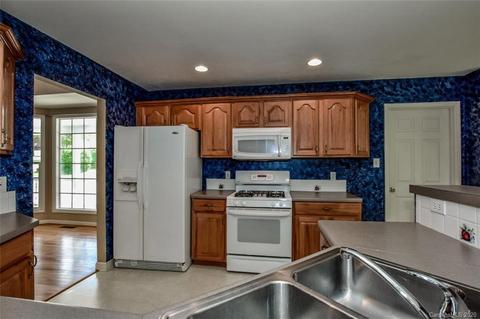 8599 Kiser Commons Dr, Terrell, NC 28682 photo 13