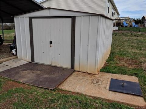 220 Olin Loop Rd, Olin, NC 28660 photo 18