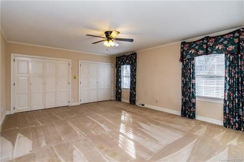 1301 E Colonial Dr, Salisbury, NC 28144 photo 4