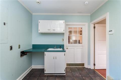 1301 E Colonial Dr, Salisbury, NC 28144 photo 15