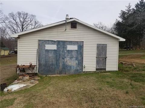 67 Willow St, Badin, NC 28009 photo 4