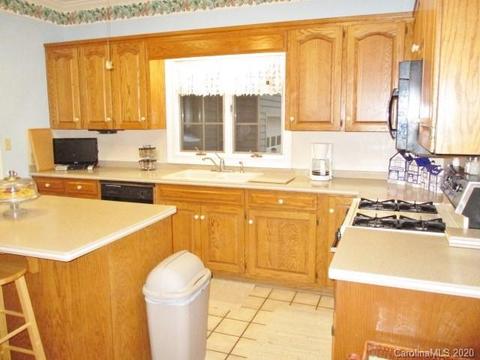 372 Gray Fox Ln, Lancaster, SC 29720 photo 11