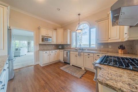 21511 Delftmere Dr, Cornelius, NC 28031 photo 9