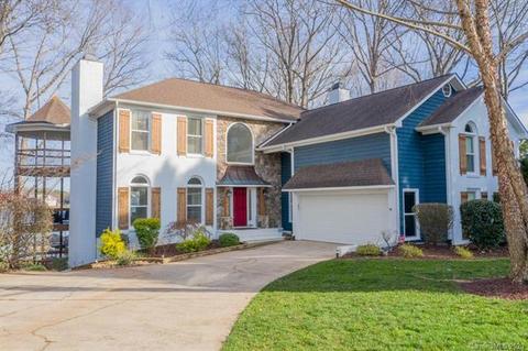 21511 Delftmere Dr, Cornelius, NC 28031 photo 3