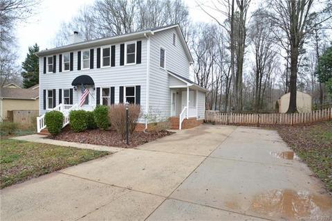 19614 Shevington Dr, Cornelius, NC 28031 photo 5
