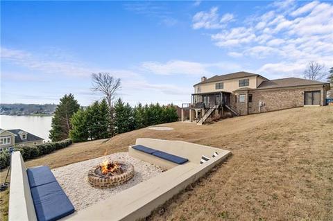 157 Mariners Pointe Ln, Hickory, NC 28601 photo 39