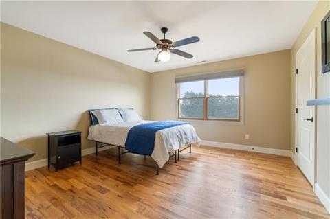 157 Mariners Pointe Ln, Hickory, NC 28601 photo 24