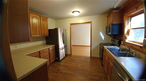 642 Turtle Creek Rd, Sylva, NC 28779 photo 9