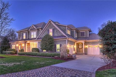 18603 River Falls Dr, Davidson, NC 28036 photo 2
