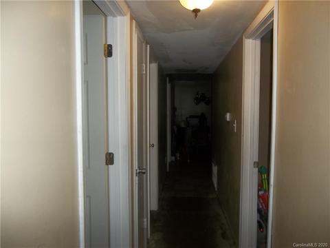 722 Kroll Ln, High Point, NC 27260 photo 12