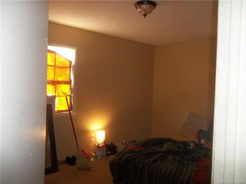 722 Kroll Ln, High Point, NC 27260 photo 9