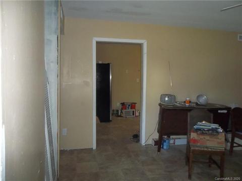 722 Kroll Ln, High Point, NC 27260 photo 13