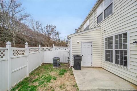 706 Shellstone Pl, Fort Mill, SC 29708 photo 9