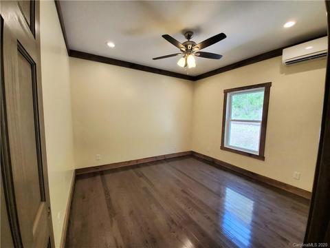 716 Rollins Rd, Marshall, NC 28753 photo 14