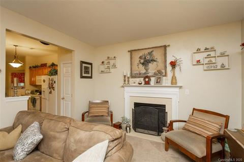 7941 Mariners Pointe Cir, Denver, NC 28037 photo 13