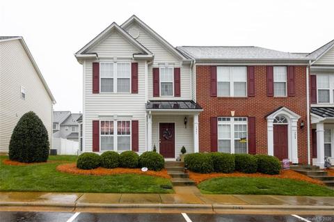 7941 Mariners Pointe Cir, Denver, NC 28037 photo 3