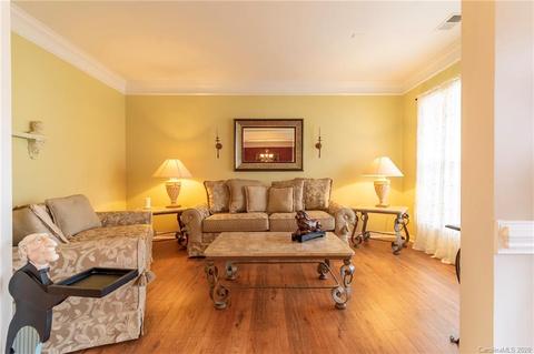 21917 Torrence Chapel Rd, Cornelius, NC 28031 photo 3