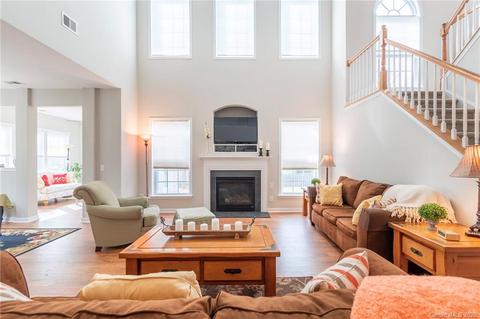 21917 Torrence Chapel Rd, Cornelius, NC 28031 photo 5