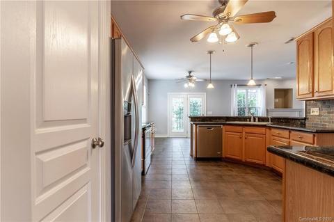 20331 Colony Point Ln, Cornelius, NC 28031 photo 7
