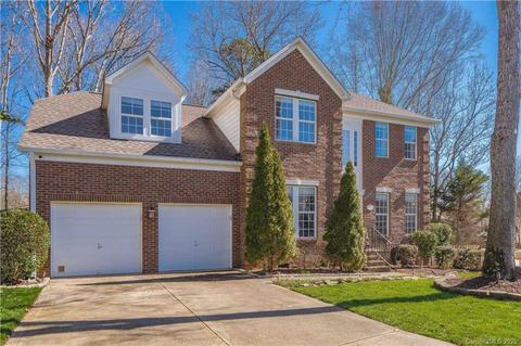 19511 Dufour Ct, Cornelius, NC 28031 photo 1