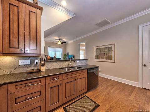 807 Jetton St, Davidson, NC 28036 photo 12