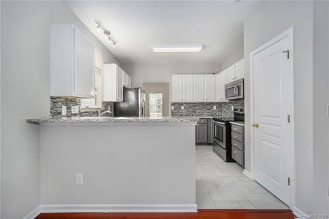 9173 Glenashley Dr, Cornelius, NC 28031 photo 9