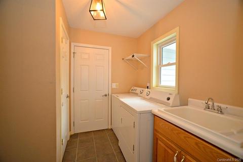 321 Workman Rd, Sylva, NC 28779 photo 14
