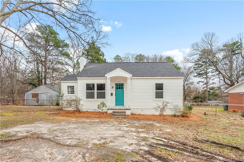 2515 Crescent Ln, Gastonia, NC 28052 24 Photos MLS 3589840 Movoto