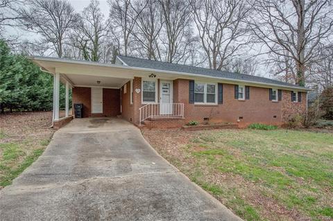 129 Dickson Rd, Lowell, NC 28098 photo 1