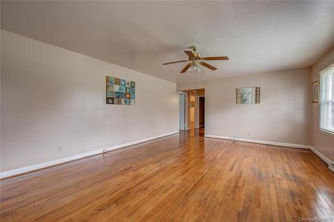 129 Dickson Rd, Lowell, NC 28098 photo 7