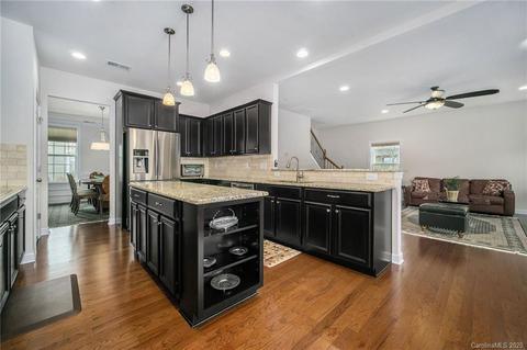 2094 Feldspar Dr, Davidson, NC 28036 photo 18
