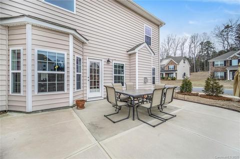 2094 Feldspar Dr, Davidson, NC 28036 photo 6