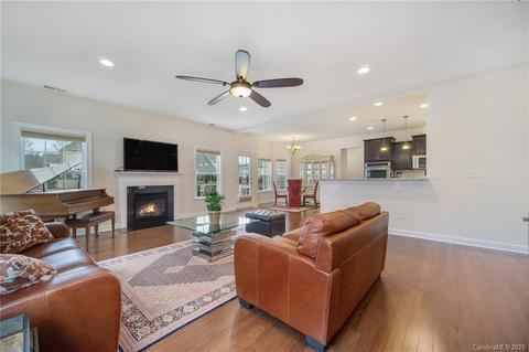 2094 Feldspar Dr, Davidson, NC 28036 photo 13