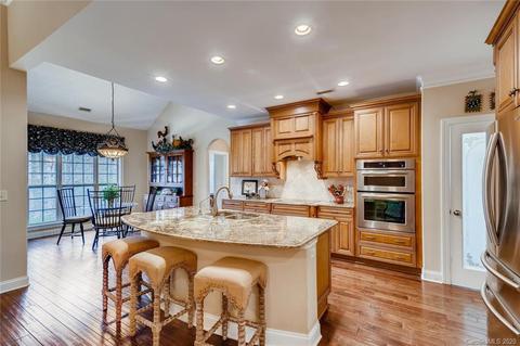 1035 Ridgeview Ct, Davidson, NC 28036 photo 8
