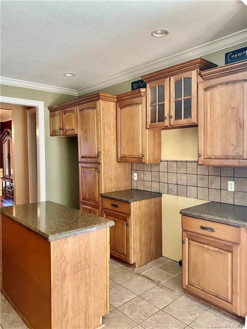 3700 Travertine Dr, Lancaster, SC 29720 photo 2