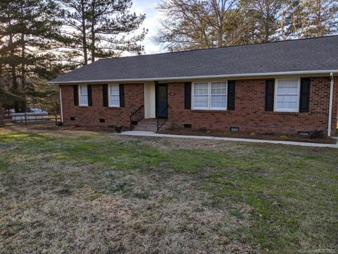 2474 Downey Dr, Lancaster, SC 29720 photo 3