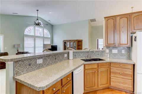 2312 Jade Ln, Fort Mill, SC 29708 photo 10