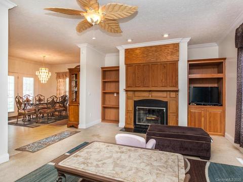112 Roper Rd, Flat Rock, NC 28731 photo 9