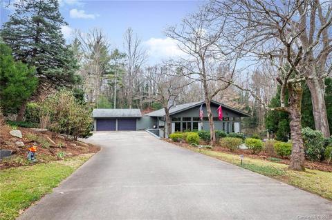 137 Pearson Dr, Morganton, NC 28655 photo 1