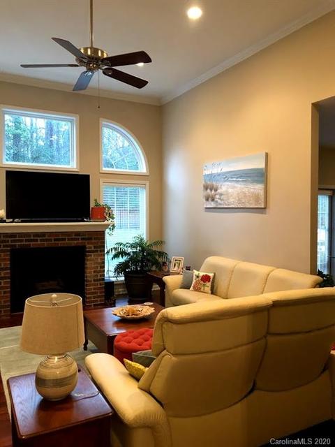 112 Brookstone Dr, Morganton, NC 28655 photo 6