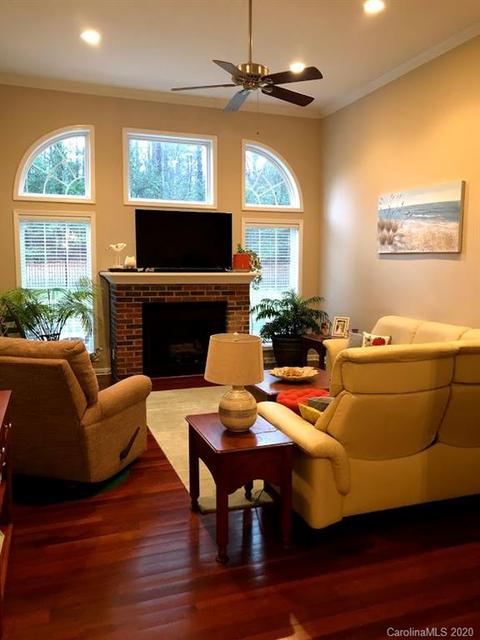 112 Brookstone Dr, Morganton, NC 28655 photo 4