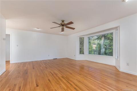 35 Forest Ln, Tryon, NC 28782 photo 9