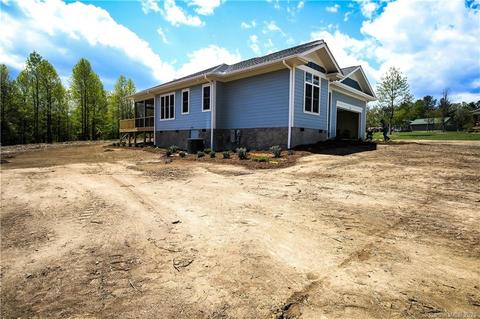 82 Eugene Ln, Flat Rock, NC 28731 photo 14