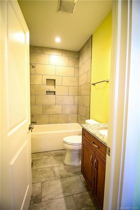 82 Eugene Ln, Flat Rock, NC 28731 photo 6