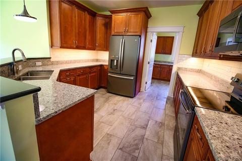 82 Eugene Ln, Flat Rock, NC 28731 photo 10